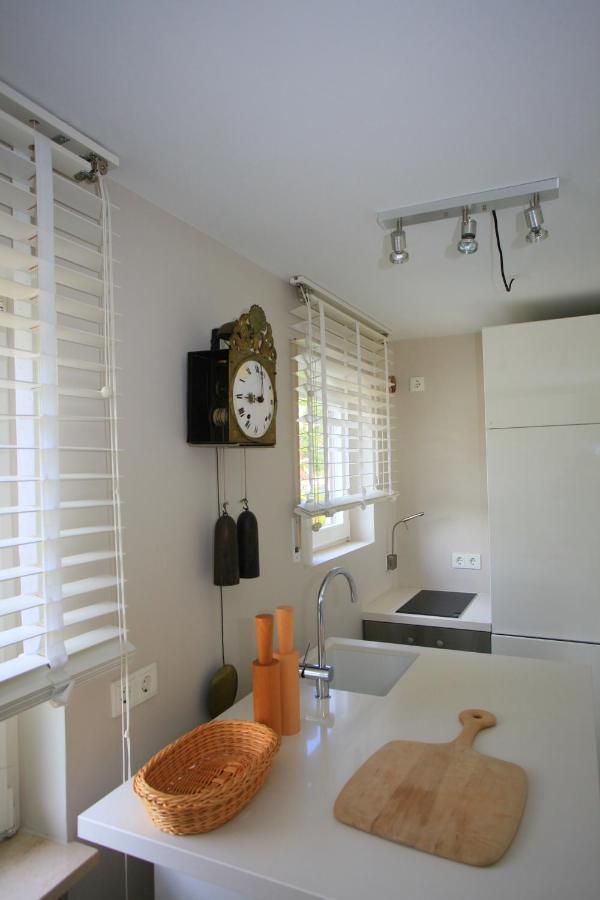 Apartes Studio In Hagnauアパートメント エクステリア 写真